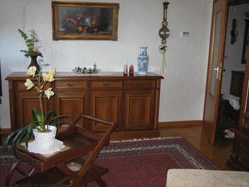 Wohnzimmer mit Blick zur Diele
